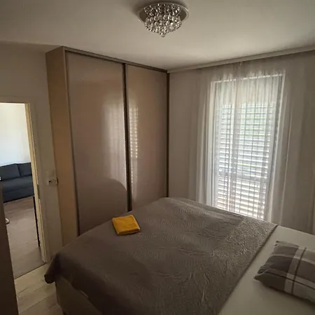 Modern & Comfy With Easy Access To Center 布拉迪斯拉发